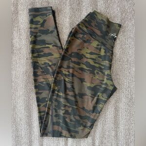 Alphalete Surface Power Camo Leggings